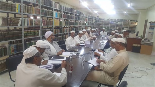 كلية الشريعة والقانون جامعة الأحقاف تريم