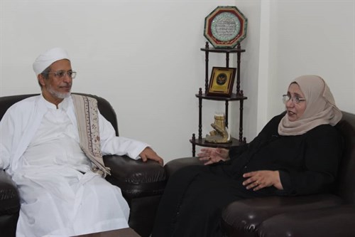 القاضية أفراح بادويلان بمعية رئيس جامعة الأحقاف