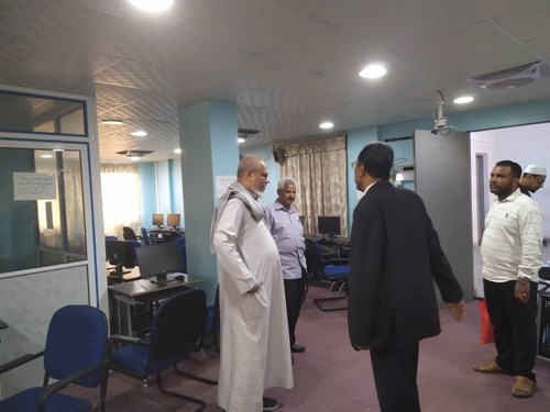 وفود خارجية تزور جامعة الأحقاف