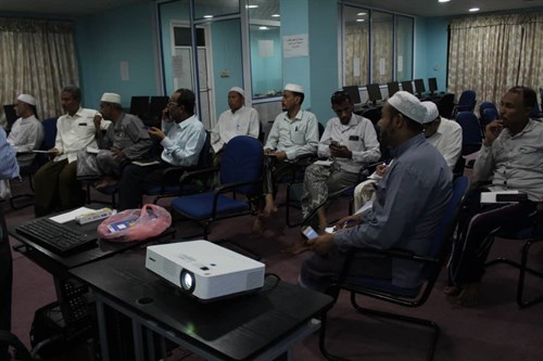 جامعة الاحقاف تقيم ورشة عمل بعنوان كتابة الرسائل والاطروحات العلمية (5)