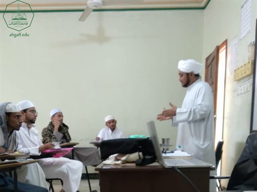 عميد كلية الشريعة والقانون يلتقي الدكتور أحمد بن علوي السقاف الباحث في شؤون الأوقاف (3)