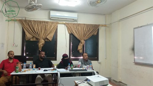 كلية هندسة وعلوم الحاسوب بجامعة الاحقاف تقيم نشاط العروض التقديمية بالتعاون مع وحدة اللغة الانجليزية (3)