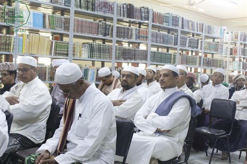 الباحث حامد بن عمر السقاف ينال الشهادة العالمية ( الدكتوراه) في اللغة العربية من كلية الدراسات العليا بجامعة الأحقاف (5) (1)