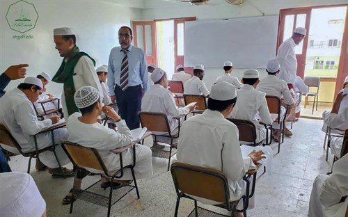 جامعة الأحقاف تدشن امتحانات الفصل الدراسي الأول بكليتي الشريعة والقانون والعلوم الاسلامية للعام الجامعي 2021-2022م (6)