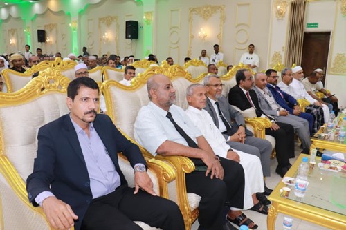 جامعة الأحقاف تحتفي بتخرج دفعة رواد التنمية 13