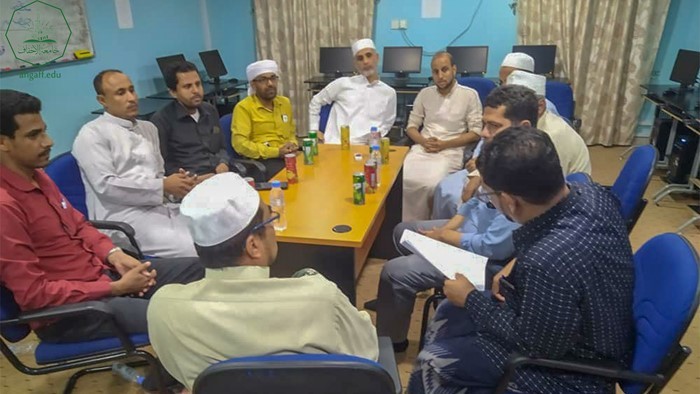 جامعة الاحقاف تعقد اجتماعا تحضيريا للمؤتمر الدولي الأول للتكنولوجيا الذكية وانظمة انترنت كل شيء وخدماته