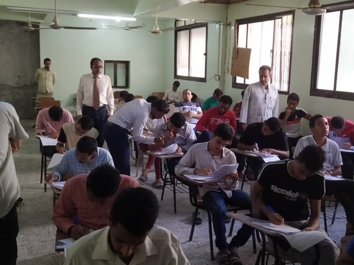 جامعة الاحقاف تدشن الإمتحانات النهائية للفصل الدراسي الأول