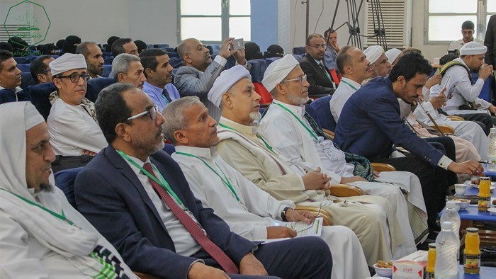 برعاية وزير التعليم العالي ومحافظ حضرموت وتنظيم جامعة الأحقاف بدء أعمال المؤتمر الدولي للتكنولوجيا الذكية وأنظمة وخدمات الإنترنت بالمكلا