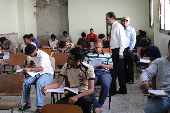 تدشين امتحانات نهاية الفصل الأول بجامعة الأحقاف