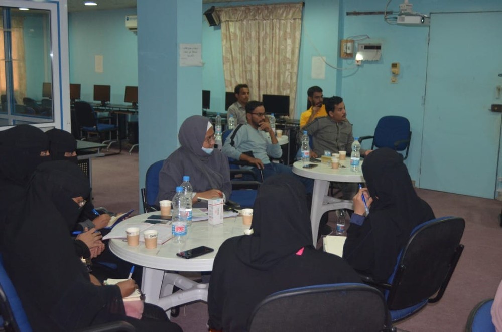 مركز بحوث حضرموت بجامعة  الاحقاف ولأول مرة بمدينة المكلا يقيم الدورة الطبية النوعية  الخياطة الجراحية داخل الفم