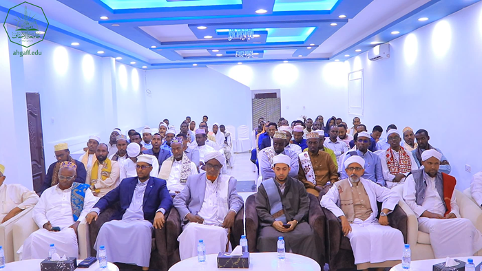 وفد جامعة الاحقاف يختتم زيارته لجمهورية الصومال الشقيق