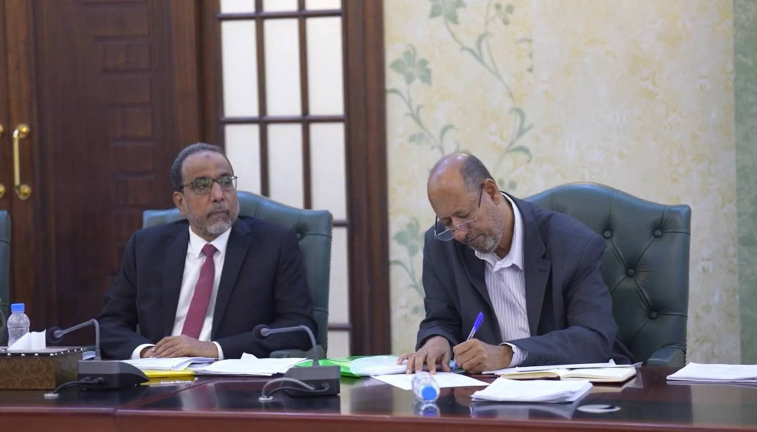 جامعة الاحقاف تشارك في إجتماع المجلس الأعلى للتعليم العالي ممثلة عن الجامعات الأهلية